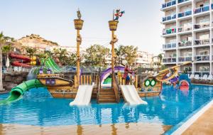 Bazén v ubytování Globales Los Patos Park nebo v jeho okolí
