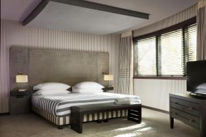Gallery image of Hotel Square in Paris