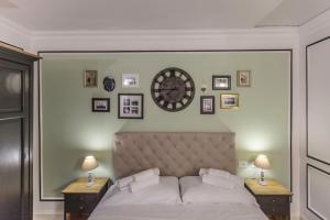 Gulta vai gultas numurā naktsmītnē Delightful Carbonesi || The Place Bo Apartments