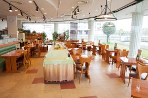 Restavracija oz. druge možnosti za prehrano v nastanitvi APA Hotel Kagoshima Kokubu