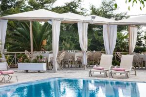 Bazén v ubytování Princess Hotel nebo v jeho okolí