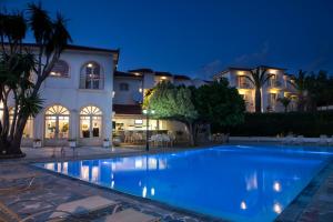 Bazén v ubytování Princess Hotel nebo v jeho okolí