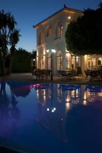 Bazén v ubytování Princess Hotel nebo v jeho okolí