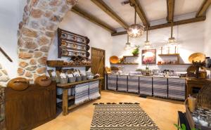 a large room with aasteryasteryasteryasteryasteryasteryasteryasteryasteryasteryastery at Limeri Traditional Guest House in Monólithos