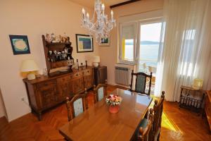Posezení v ubytování CAISA Classic Beachfront Apartment