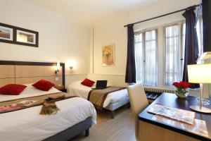 Gallery image of HOTEL LES MARRONNIERS in Thonon-les-Bains