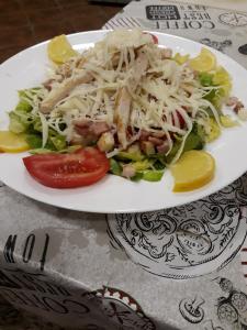Comida en o cerca de este hostal o pensión