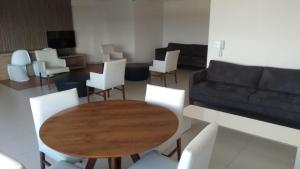Imagem da galeria de Apartamento na Ponta Verde Maceió Facilities em Maceió