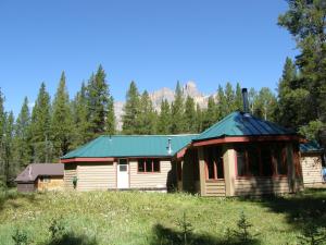 Galeriebild der Unterkunft HI Castle Mountain - Hostel in Castle Junction