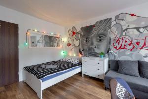 Zdjęcie z galerii obiektu LiPsTiCk HoUsE RyNeK we Wrocławiu +12 zdjęć
