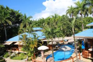 Vista de la piscina de PRIVATE Ocean Estate Tango Mar Resort Tambor 3 dwellings 15 people o alrededores