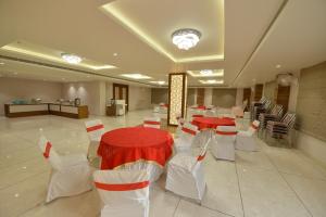 Posezení v ubytování Hotel RR 62-Jaipur City Centre Hotel