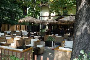 Reštaurácia alebo iné gastronomické zariadenie v ubytovaní Momo's Studio Apartment Zagreb