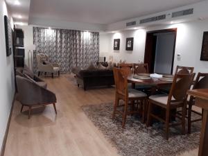 Istumisnurk majutusasutuses Royal Maadi Hotel