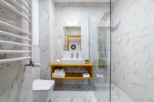 Kúpeľňa v ubytovaní Apartament Olsztyński - Lake Apartments, osiedle Calamo Park - Olsztyn