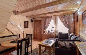 Svetainės erdvė apgyvendinimo įstaigoje Lumber Apartments Kolašin