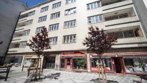 Budova, v ktorej sa apartmán nachádza