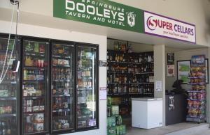 Certifikát, hodnocení, plakát nebo jiný dokument vystavený v ubytování Dooley's Tavern & Motel Springsure