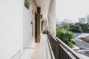 Μπαλκόνι ή βεράντα στο RedDoorz Plus near Semanggi