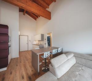 A kitchen or kitchenette at Residenza Finestra sul Parco