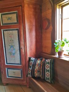 Posezení v ubytování Vargheden B&B och trädgård