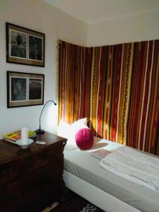 Ein Bett oder Betten in einem Zimmer der Unterkunft Ferienwohnung Hakenbuden