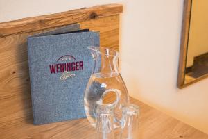 Certyfikat, podpis lub inny dokument wystawiony w obiekcie Aparthotel Weningeralm