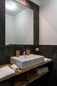A bathroom at Porta Mazzini Affittacamere