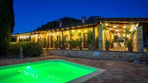 The swimming pool at or close to Agriturismo Pascucci