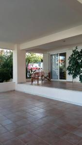 Balkón alebo terasa v ubytovaní NN Luxury Room near Athens Airport + 21 fotografií