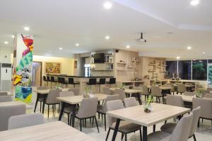 Un restaurante o sitio para comer en Graha SUMSEL