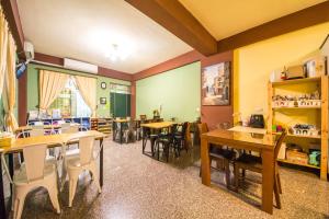 Restaurace v ubytování Moonlight Fengqing Homestay