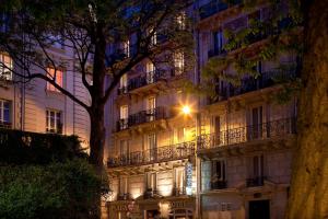 Gallery image of Hotel Residence Henri IV in Paris