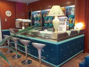 Lounge nebo bar v ubytování Hotel Rivabella