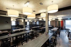 Un restaurante o sitio para comer en a&o Frankfurt Ostend