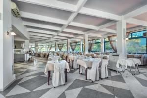Restaurace v ubytování Atrium Hotel
