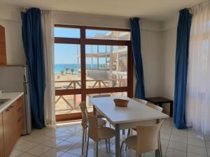 Foto da galeria de Two Bedroom Apartment with Sea View Fogo Residence em Santa Maria