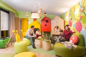 Tetamu yang menginap di Center Parcs Les Trois Forêts +169 gambar