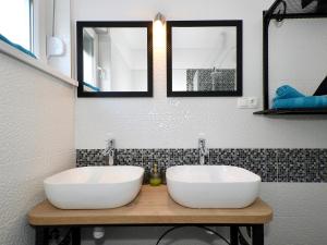 Koupelna v ubytování Deluxe Apartman Porto