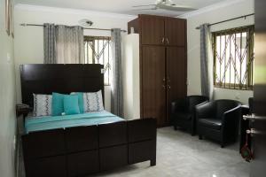 Gallery image of 3A's Guest House in Oko Sombo