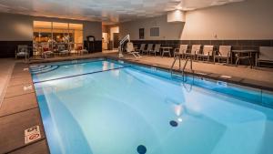 Majoituspaikassa Best Western Plus Bolivar Hotel & Suites tai sen lähellä sijaitseva uima-allas