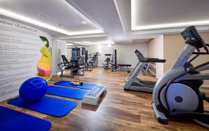 Fitness centrum a/nebo fitness zařízení v ubytování Göbel`s Hotel Quellenhof