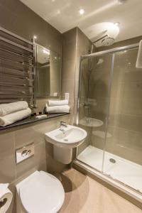 Koupelna v ubytování St Nicholas Hotel Colchester