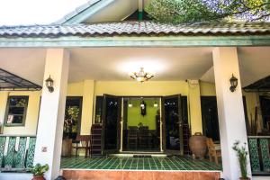 Exteriér nebo vchod ubytování Plus Hostel Ayutthaya