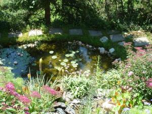 Κήπος έξω από το Bed & Breakfast La Val