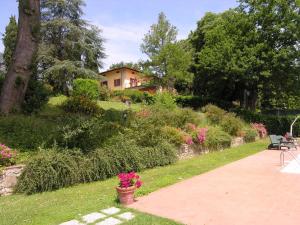 A garden outside Il Villino