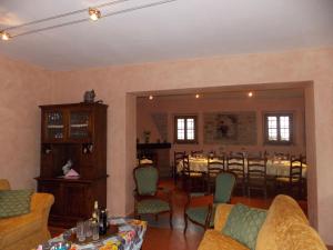 A seating area at Il Villino