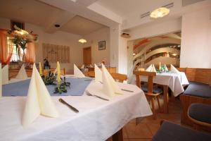 Enns Sleep Gasthaus Backhendlstation休息區