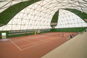 Tenis a/nebo squash v ubytování Luigiane B&B nebo okolí