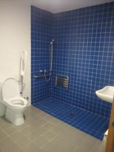 A bathroom at El cordal de laciana